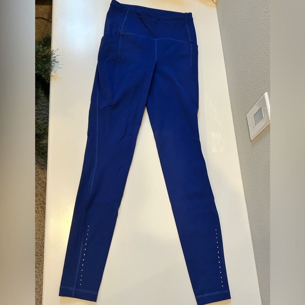 Like new lululemon swift speed blue leggings 28”-Size 4